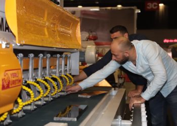Makinecilerin haykırışı CNR Marble Tech