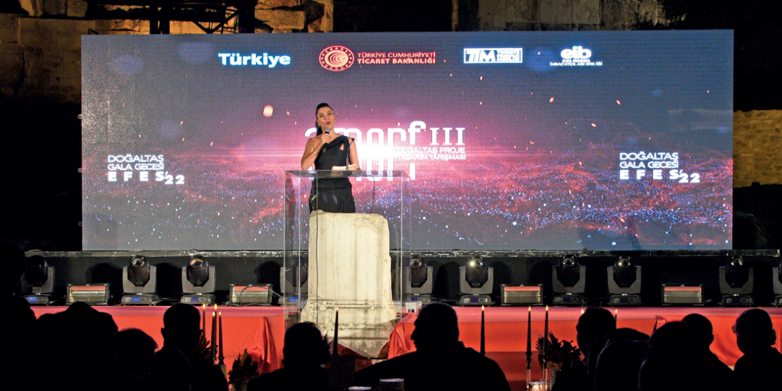 Doğaltaş sektöründe çifte ödül töreni