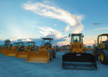 Buying Heavy Machinery Online is Becoming Widespread