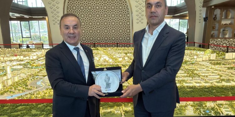 İMİB Heyeti, Özbekistan’daki Yeni Taşkent Projesi’ni yerinde inceledi